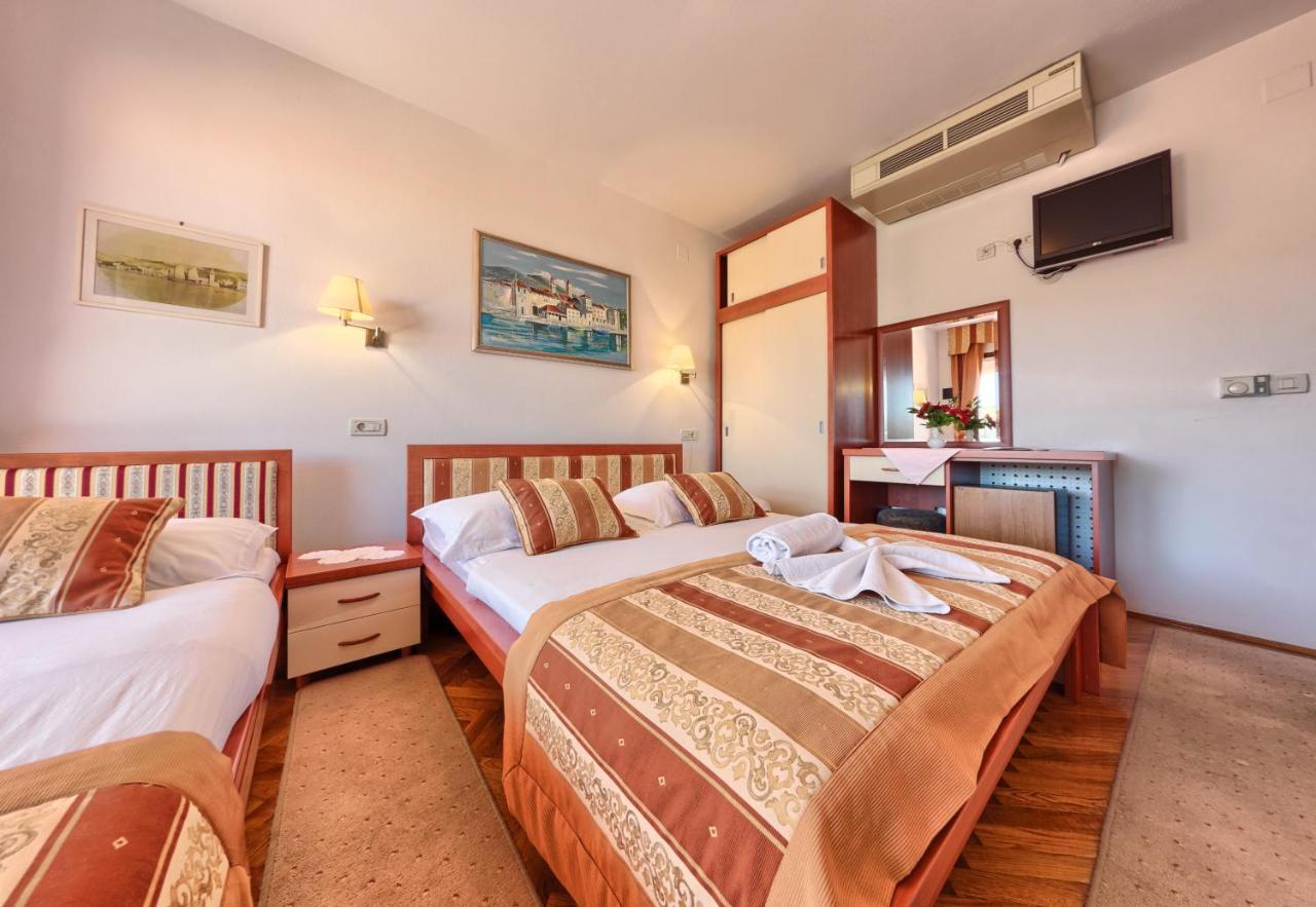 Hotel Trogirski Dvori المظهر الخارجي الصورة